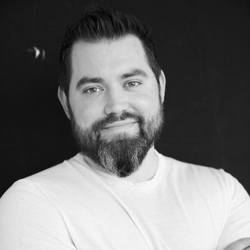 David_Henn1_800_800.jpg